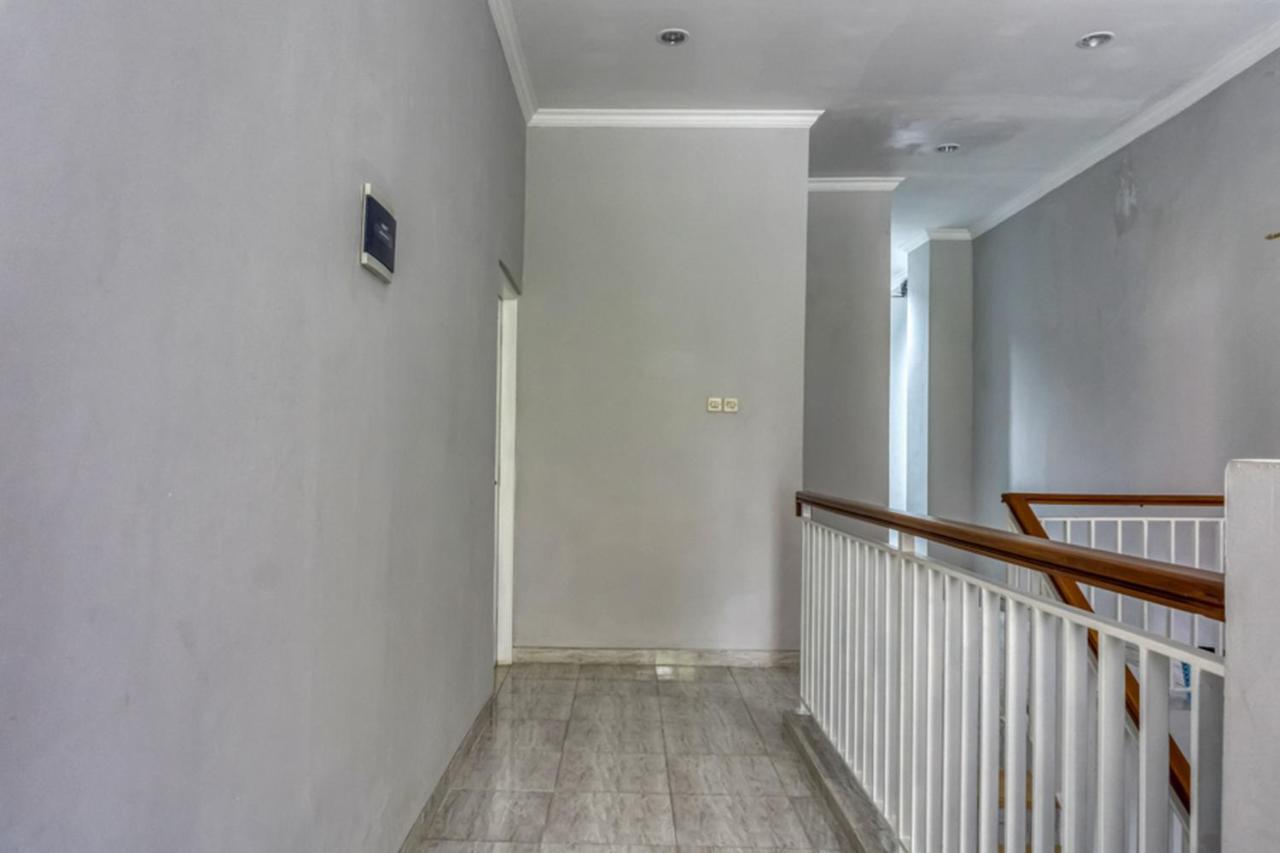 Reddoorz Near Sindu Kusuma Edupark 2 Hotel Cebongan Ngoại thất bức ảnh
